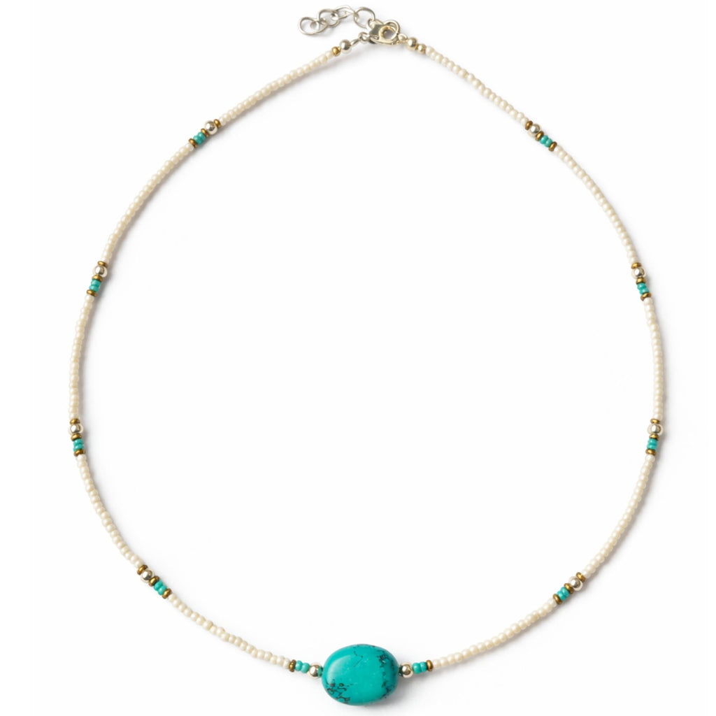 Colgante de cuentas de howlita nepalí y turquesa - collar (42 cm)