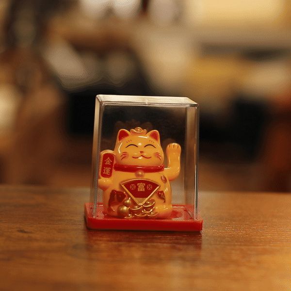 Mini Gato de la Suerte en Caja con Energía Solar - Amarillo