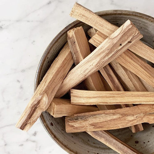 25g Palos de árbol verde de palo santo 3-4 Palitos