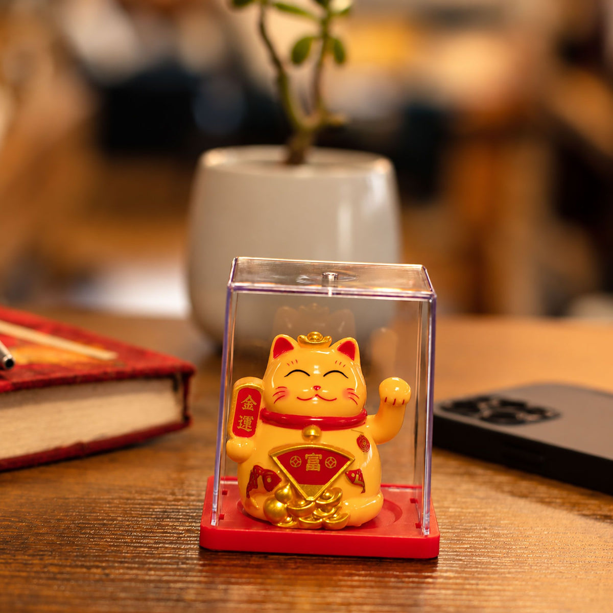 Mini Gato de la Suerte en Caja con Energía Solar - Amarillo